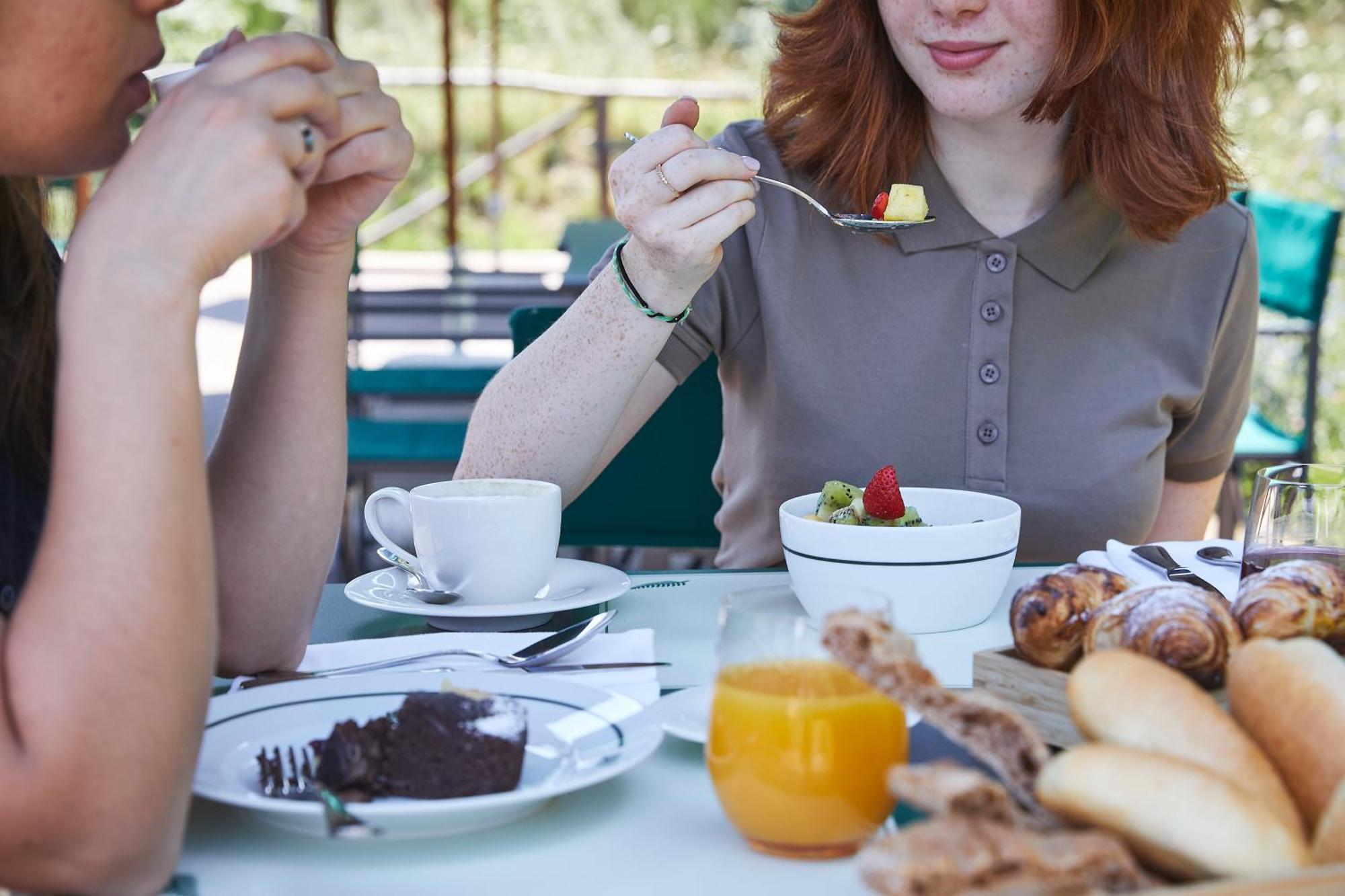 Oasyhotel Limestre Екстериор снимка